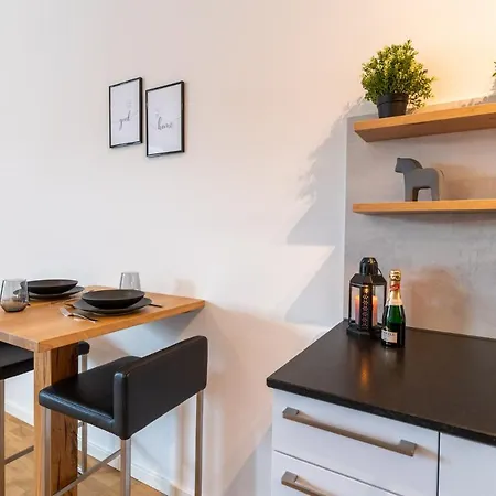 Handmade I Modern I Luxury I Kitchen I Office I Parkplatz Apartment *